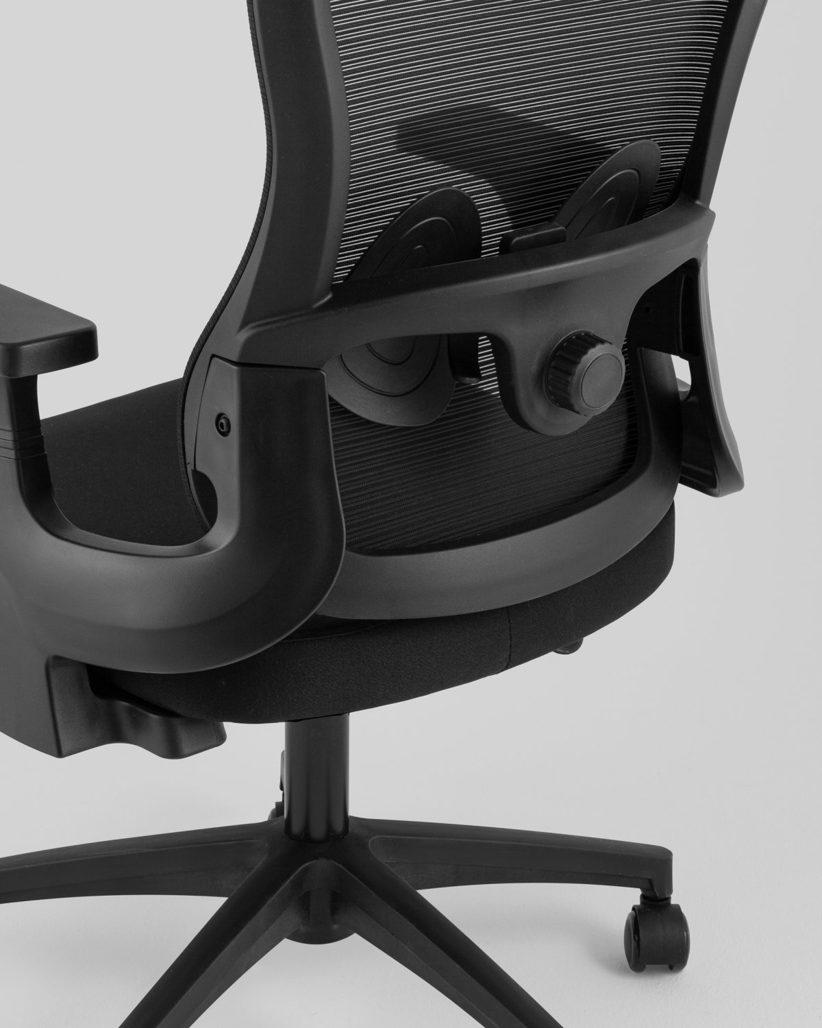 Кресло офисное TopChairs Petal черный фото 4