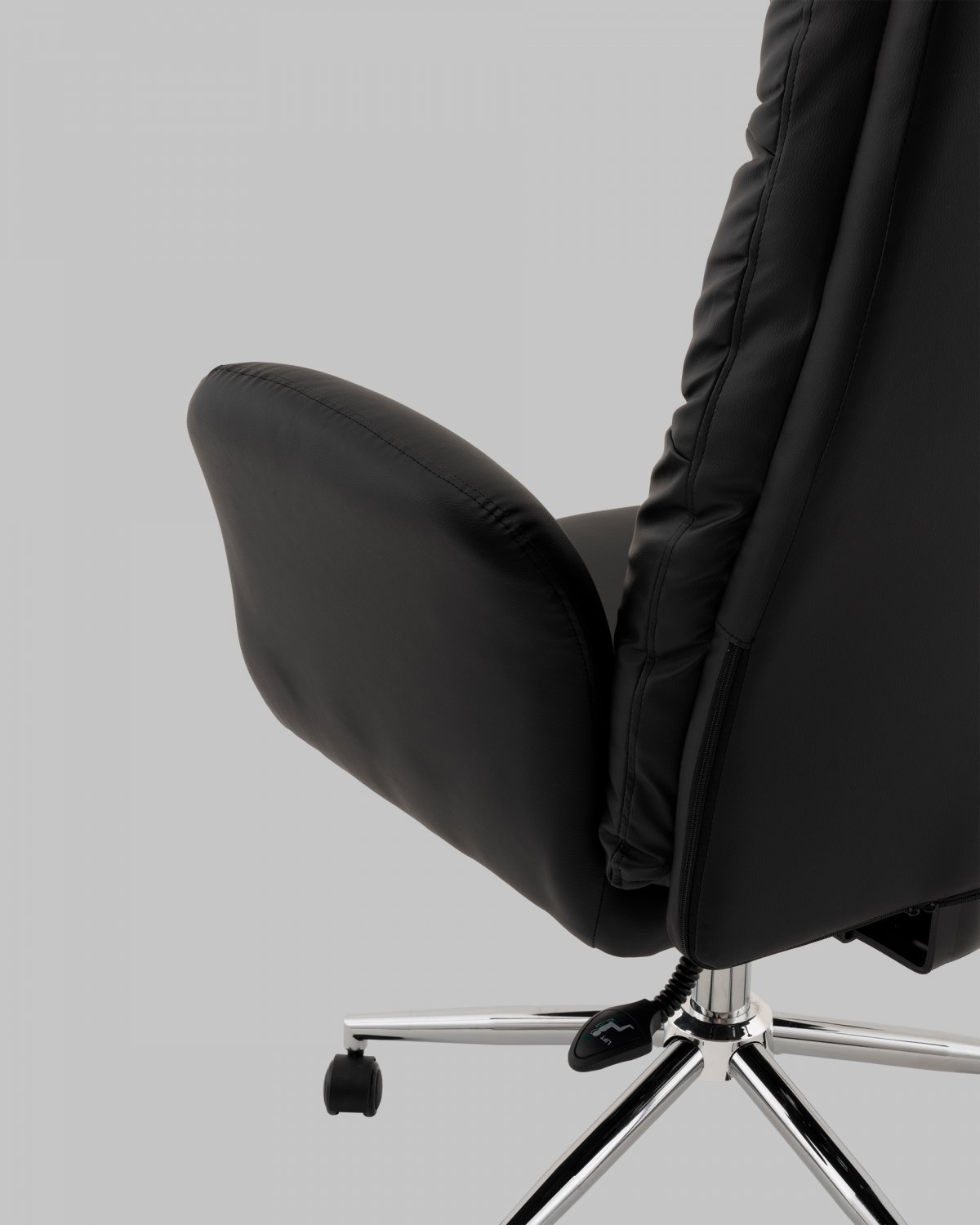 Кресло руководителя TopChairs Solid черный фото 9