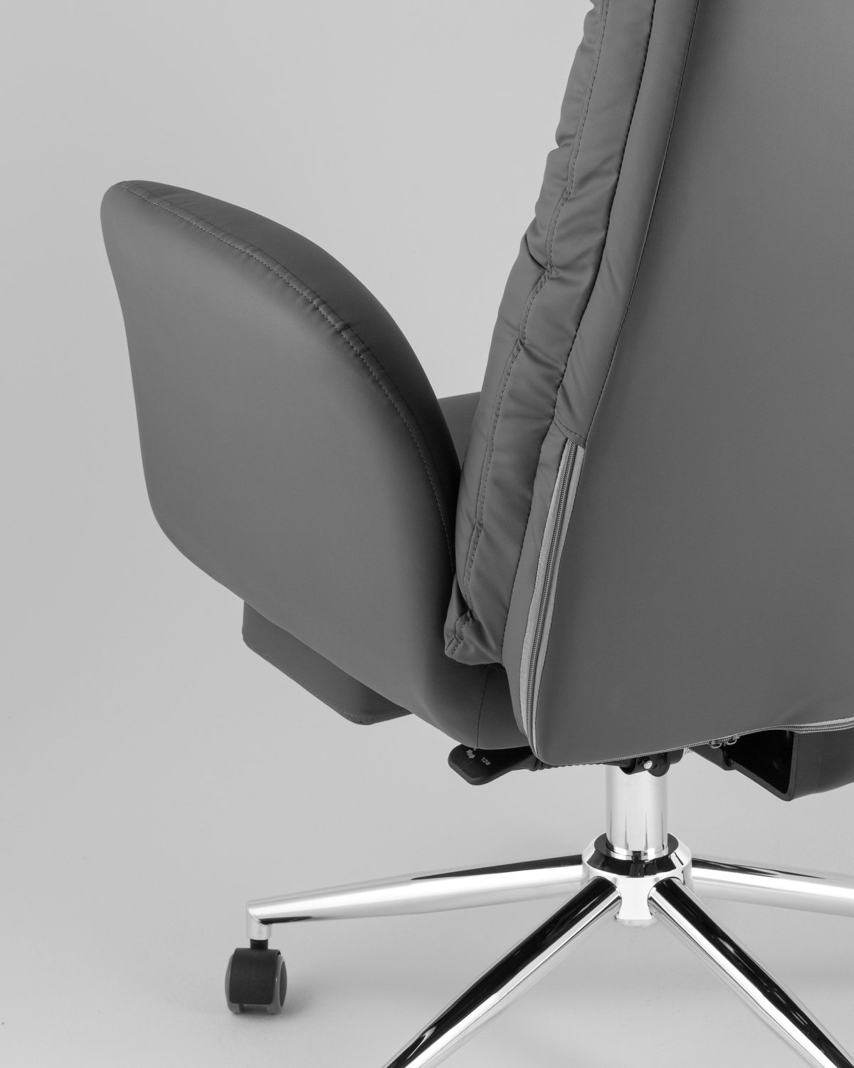 Кресло руководителя TopChairs Solid NC с оттоманкой серый фото 7