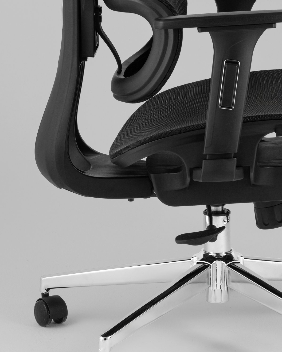 Кресло офисное TopChairs Nimbus черный фото 7