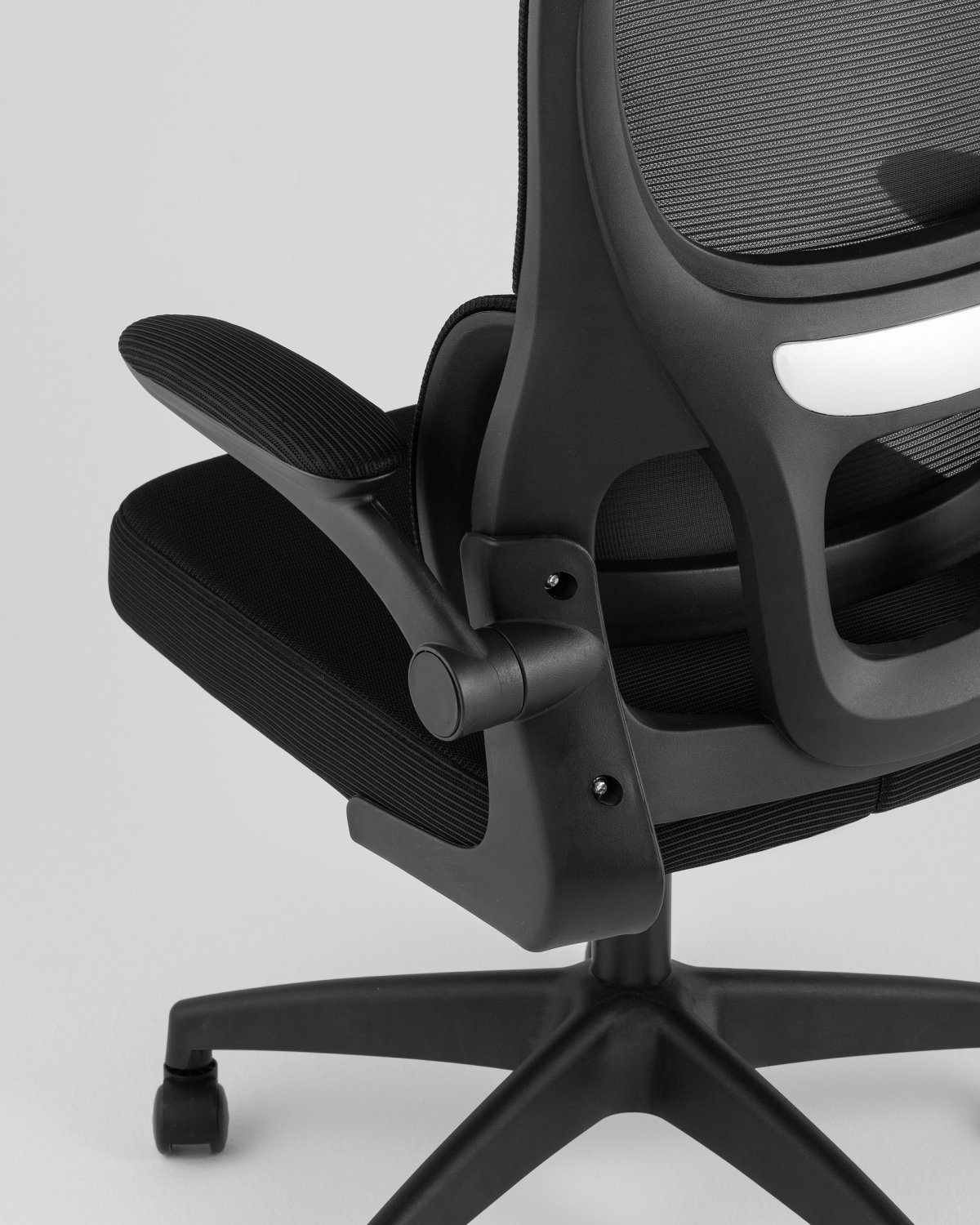 Кресло офисное TopChairs Core Expert черный фото 15