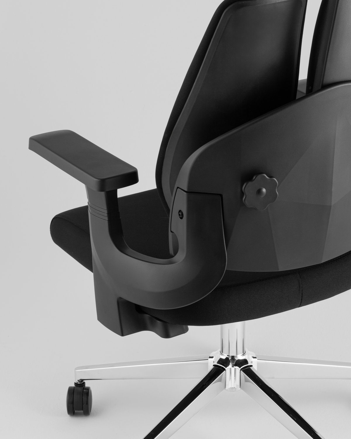Кресло офисное TopChairs Kineo черный фото 7