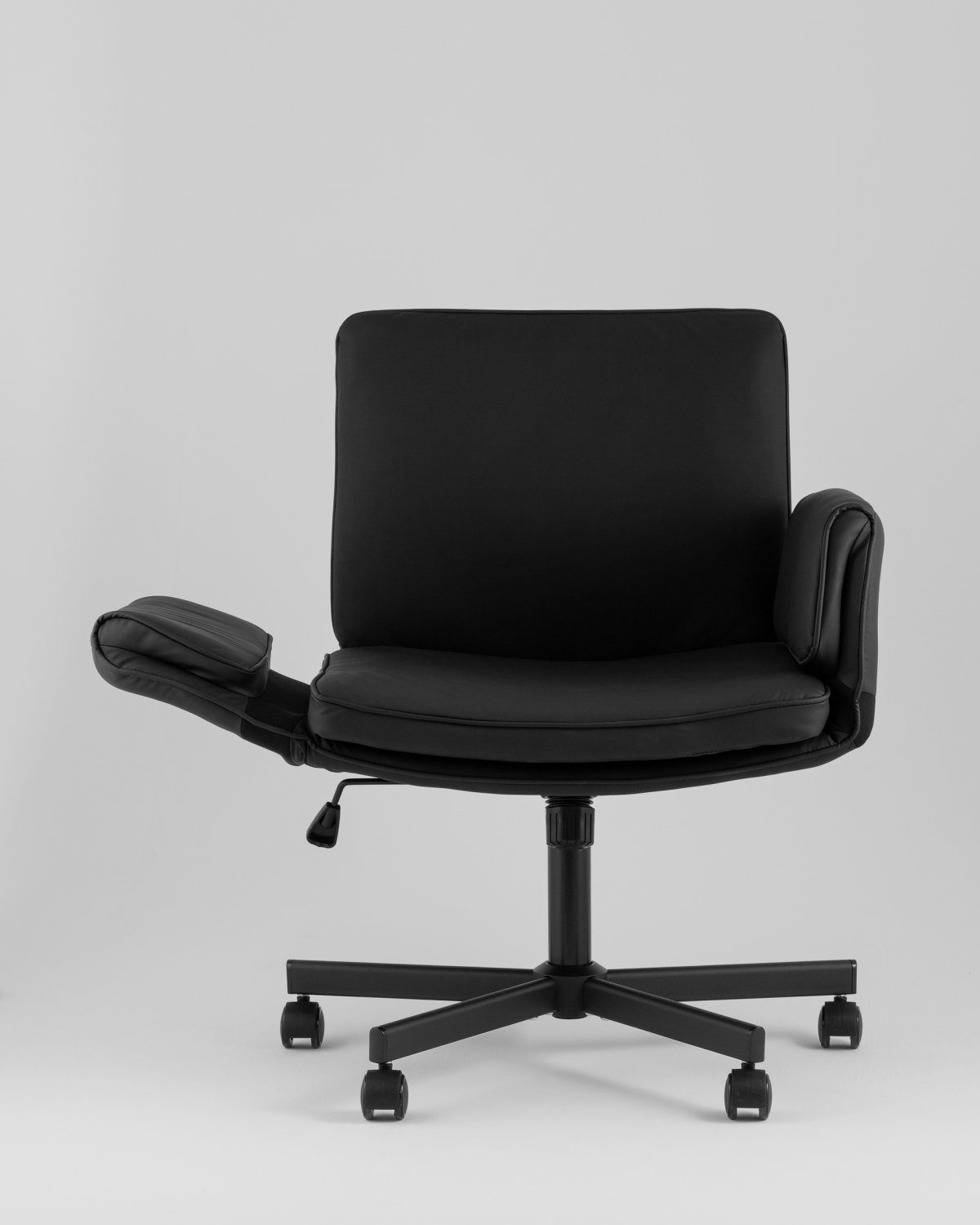 Кресло офисное TopChairs Foldo с откидными подлокотниками черное фото 6
