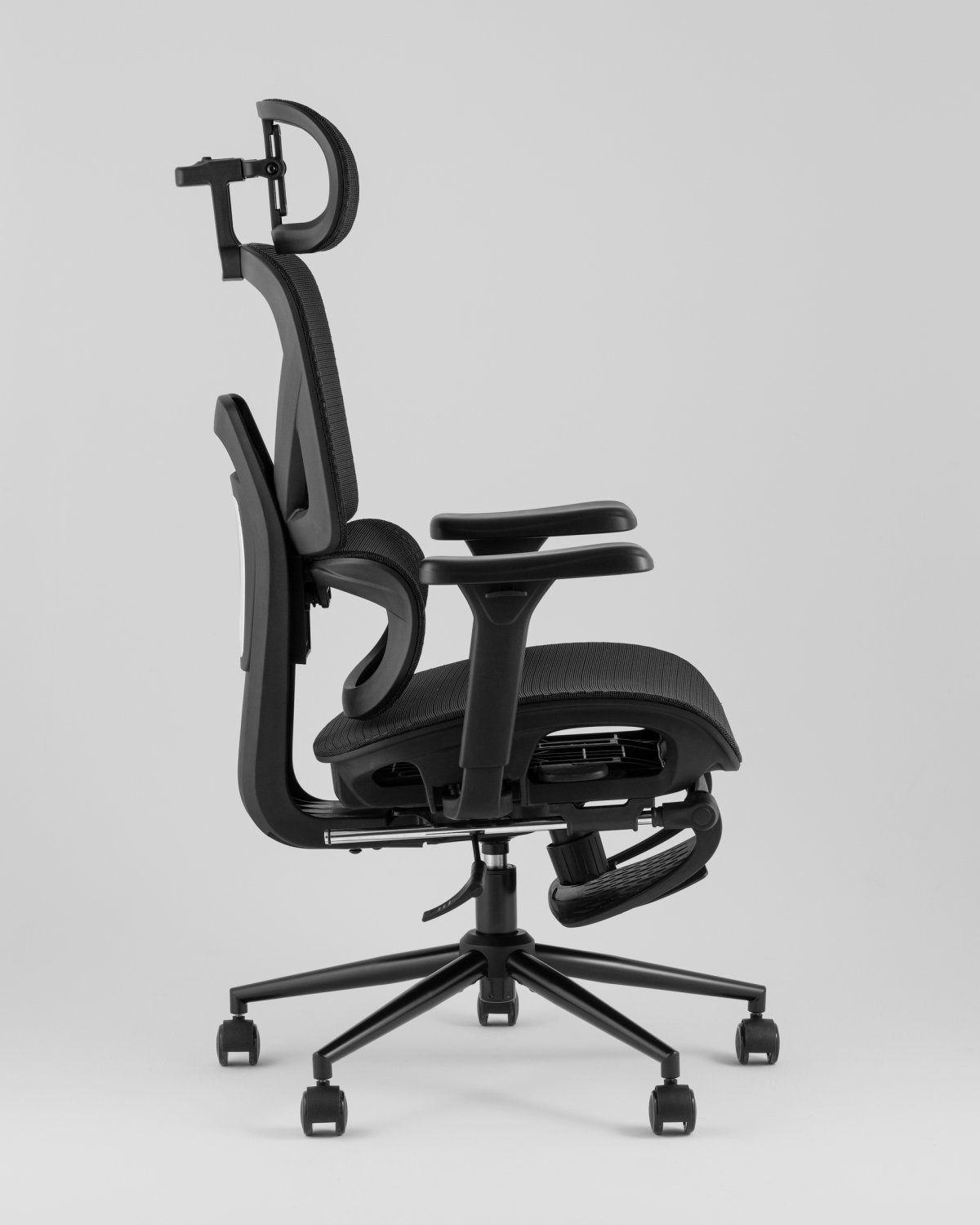Кресло офисное TopChairs Vertus черная сетка фото 4